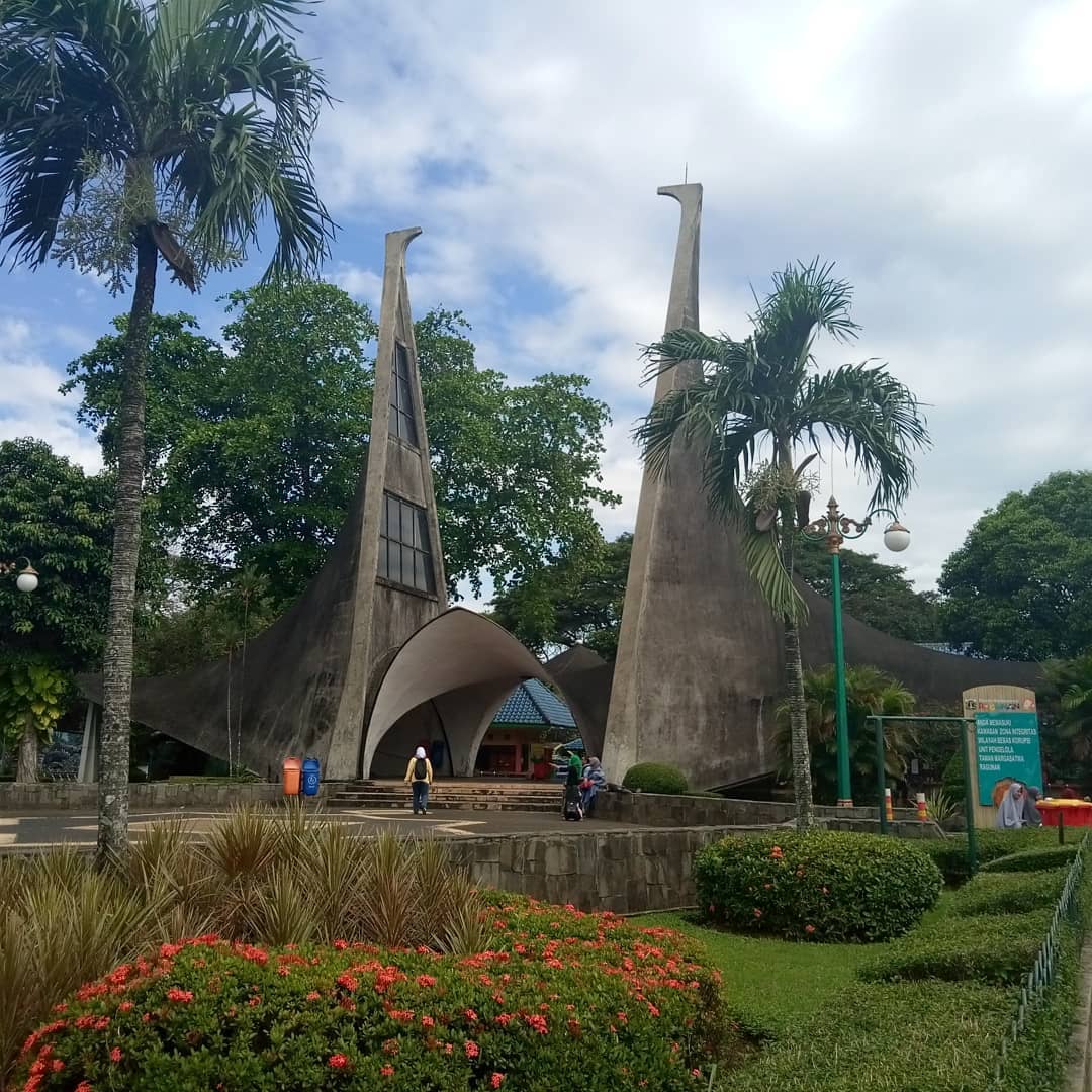 Wisata Jakarta Selatan Kebun Binatang Ragunan