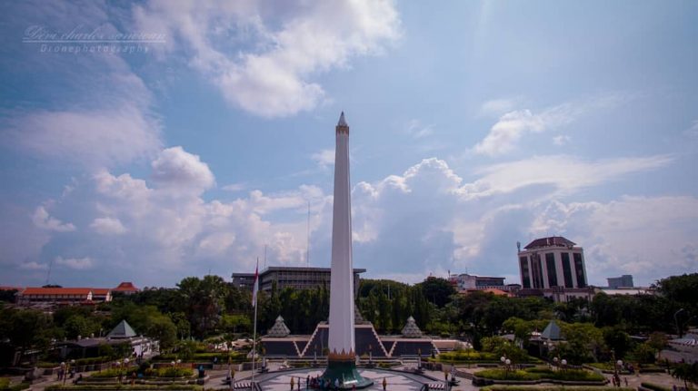 9 Tempat Wisata Di Surabaya Paling Populer