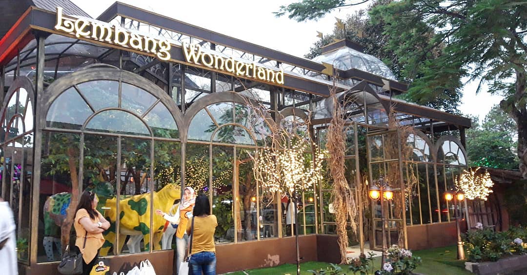 Wahana Menarik di Wonderland Lembang